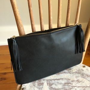 RW&CO black / herringbone oversized clutch